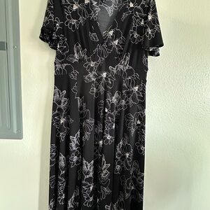 Torrid Black and White Floral Maxi Dress